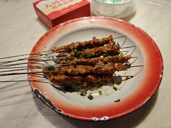 -老街烧烤大排档·地道湖北菜·龙虾馆(汉口火车站店)
