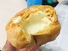 香草脆皮冰淇棱泡芙-老香港蛋糕(梓桐苑店)