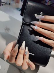 -丽心自助美甲美睫