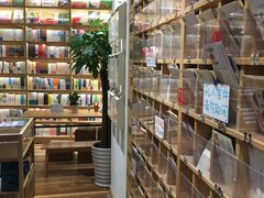 -猫的天空之城概念书店(杭州南宋御街店)