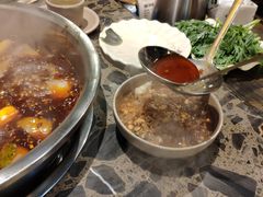 -肖肖酸萝卜鱼火锅(总店)