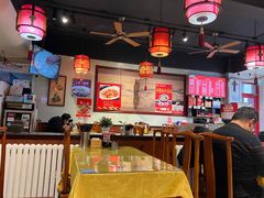 大堂-陈寔包子王·卤煮小肠·京味小吃(龙潭店)