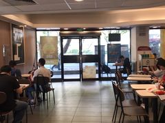大堂-麦当劳(中唱大厦店)