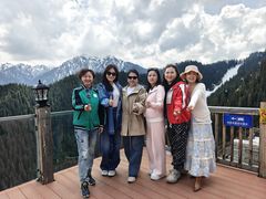 -丝绸之路山地度假区滑雪场