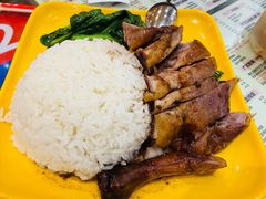 烧鹅腿盖饭-仁信老铺甜品(北京路店)