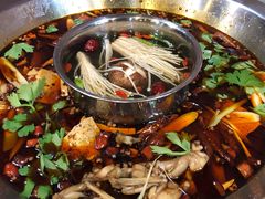 美蛙鱼头红汤加菌汤-味仙疯美蛙鱼头火锅(宜兴旗舰店)