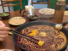 -扎起市井老火锅(乐山总店)