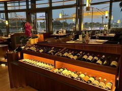 -MONICH牛排融合餐厅(和义大道购物中心店)