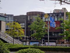 -证大大拇指广场(芳甸路店)