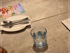 -必胜客(阿诗玛店)