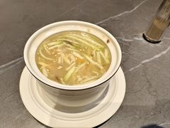 -崴海渔村(虹梅路店)