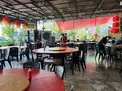 大堂-大树下海鲜饭店