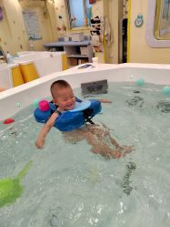 -鱼乐贝贝婴幼儿亲子水育(幸福街店)