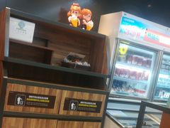 -全家便利店(王府井大街店)