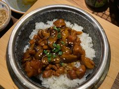 -明洞阿姨·韩式酱蟹烤肉·创意料理(三元桥店)