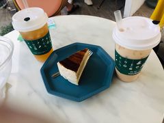 -有猫主题·治愈系猫咖(曾厝垵店)