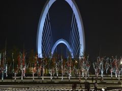 -南京眼步行桥
