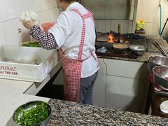 -正宗杨记普洱酸醋米线(总店)