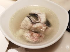 山泉水煮活鳗鱼-莆田餐厅PUTIEN(深圳湾万象城家宴店)