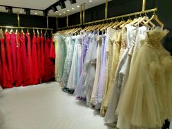 -Renee芮亦婚纱(原丽莎)