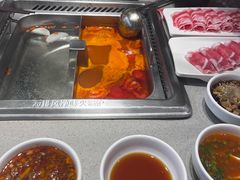 -海底捞火锅(新松江路生日主题店)