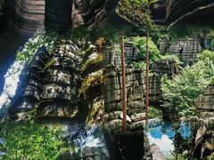 -梭布垭石林景区