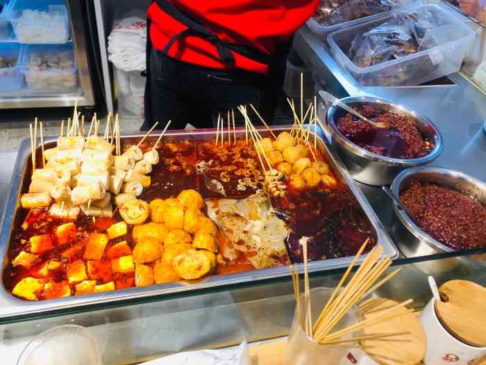 李敏小吃园麻辣烫(新天地店)-"过来新天地剪头发,这边旁边就是茹菓,买