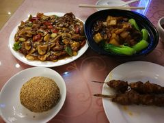 虫草花牛腩煲-烤肉宛饭庄(南礼士路店)