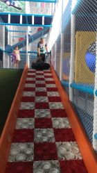 -哆啦爱梦儿童乐园(住邦城市广场店)