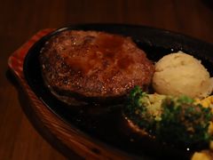 铃木肉饼-铃木食堂(帽儿胡同店)