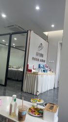 -苗方清颜专业祛痘·皮肤管理