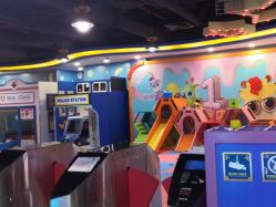 -太空学院儿童娱教乐园(中华广场店)