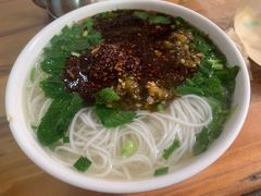 -龙树园麻辣米线