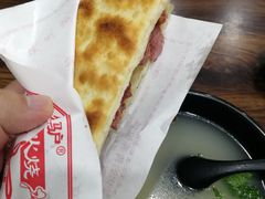 -多嘴驴驴肉火烧(鼓楼西街店)