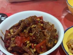 -老三样·美食研究中心(世贸路店)