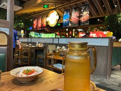 -野山舂·贵州现舂酸汤火锅(鸿通城店)