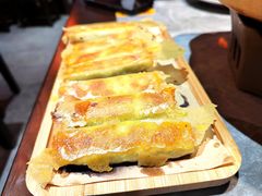 猪肉芹菜锅贴-山四砂锅(钟楼街店)
