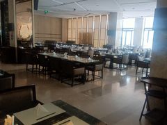 -紫玥铂尔曼酒店零点餐厅