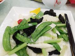 -御满江海鲜酒家(洛溪新城店)