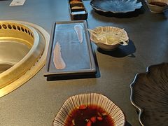 -铭牛烧肉·和牛海鲜自助(高新月牙湖店)