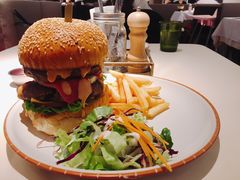 摩天汉堡-阿妮叶李(光谷世界城店)