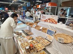 -盒马鲜生(红莲店)