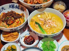 -李犟大爆鳝面·手工蟹黄包(湖滨西湖店)