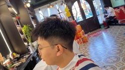 -豪帅男士理容馆