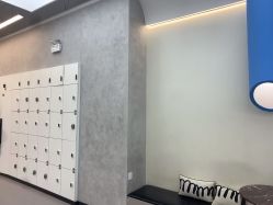 -洛施奇烫发染发沙龙