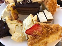 -东方红海鲜百汇(国际大厦店)