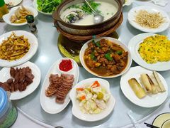 -天乐农家鱼头王(天目湖店)