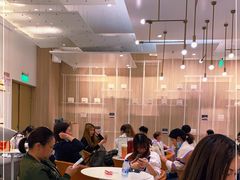 大堂-奈雪的茶(市百一店)