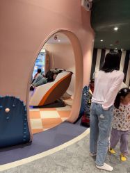 -奈尔宝·儿童乐园·亲子餐厅(前滩店)