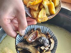 -野菌皇海景野生菌火锅(滨海大道店)